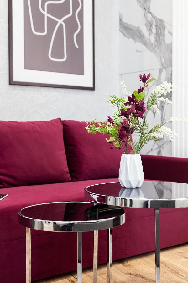Lovely Apartment On Drahomanova Street Lviv Luaran gambar